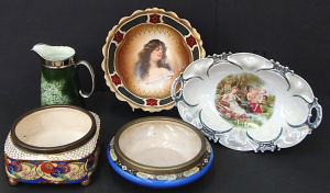Lot 213 - 5 pces inc Victorian Austrian Portrait bowl, Oval Lustre bowl with fam