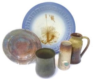 Lot 214 - Group lot - Vintage Australian Studio Pottery - Rockley Park Vase, Rak