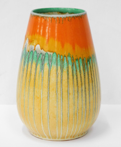 Lot 288 - Art Deco Shelley Harmony Ware Vase 15cm H
