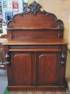 Lot 8 - c1880s Australian Handmade Cedar Chiffonier w Shelf to Back & Period Lot 8 - c1880s Australian Handmade Cedar Chiffonier w Shelf to Back & Period
