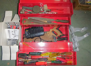 Lot 55 - Group Lot of Tools & accessories inc clamps, screwdrivers, metal to Lot 55 - Group Lot of Tools & accessories inc clamps, screwdrivers, metal to