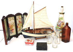 Lot 115 - Mixed group lot inc Model yacht, Chinese four panel miniature folding Lot 115 - Mixed group lot inc Model yacht, Chinese four panel miniature folding