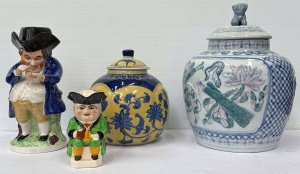 Lot 135 - Grp ceramics - 2 x vintage Toby jugs incl Lge with tricorne hat (rest Lot 135 - Grp ceramics - 2 x vintage Toby jugs incl Lge with tricorne hat (rest