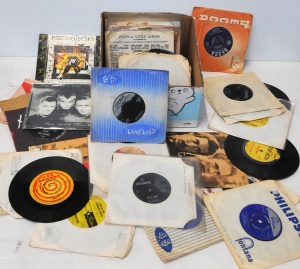 Lot 325 - Box lot - Mixed vintage 45rpm Singles & Eps - Fine Young Cannibals Lot 325 - Box lot - Mixed vintage 45rpm Singles & Eps - Fine Young Cannibals