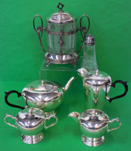 Lot 391 - Group lot of quality EPNS inc 4 pce Crusader Tea & Coffee set, Vic Lot 391 - Group lot of quality EPNS inc 4 pce Crusader Tea & Coffee set, Vic