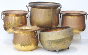 Lot 76 - 5 x Vintage Brass Jardinieres Pots incl Some w Handles, Some w Decorat