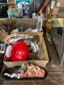 Lot 77 - Mixed Grp lot 2 x Boxes plus in Vintage ceramics - Plaster courting cou Lot 77 - Mixed Grp lot 2 x Boxes plus in Vintage ceramics - Plaster courting cou