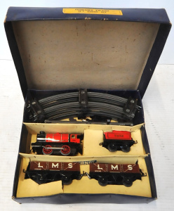 Lot 132 - Vintage Boxed Hornby Clockwork Train O Gauge M1 Goods Set w Train, Car Lot 132 - Vintage Boxed Hornby Clockwork Train O Gauge M1 Goods Set w Train, Car