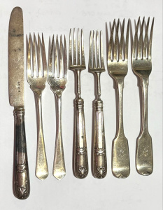 Lot 197 - 6 pces Sterling silver flatware - 2 x pr Forks, 2 pr Georgian incl Lon
