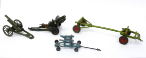 4 pces vintage Model Diecasts inc Britains Army Firing Artillery Cannon & Ca