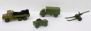 4 pces Vintage Dinky Model Diecast Military vehicles inc 3 Ton Army Wagon 621, B