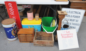 Lot of Assorted Items incl Snakes Tail Esky, Assorted Tins, Mercedes Benz Hubcap Lot of Assorted Items incl Snakes Tail Esky, Assorted Tins, Mercedes Benz Hubcap