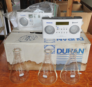 Lot 9 - 2 x Boxes inc As New Lab Glass & 2 x Sangean Bluetooth Digital Radio