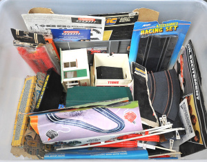 Lot 20 - Box lot of Vintage Scaletrix Slot Car Racing Accessories incl Buildings