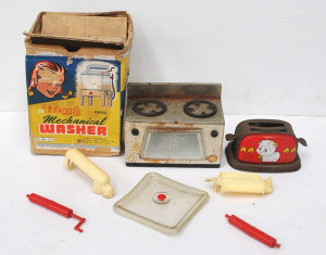 Lot 152 - 3 pces Vintage Toys inc Triang Mechanical Washer Box only with Accesso