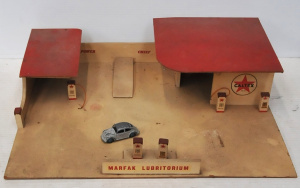 Lot 68 - Vintage Caltex Wooden Toy Petrol Staton And Vintage Dinky Volkswagen Be