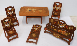 Lot 189 - 6pce Vintage Wooden Folk Art Folding Dolls House Furniture all hand de