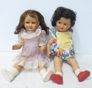 2 x Australian 1950s Verna hard Plastic Doll with sleep flirty eyes, hand painte