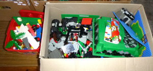 Lot 60 - 2 x Boxes of Mixed Vintage & Modern Lego inc Pirates, M-tron, Black
