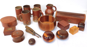 Lot 69 - Mixed Group lot in Aust Pottery Dyson Mugs & Jug, Mulga wood Lidded