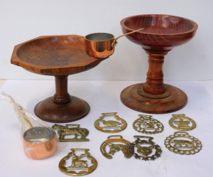 Lot 112 - Group lot inc 2 x Wooden pedestal bowls tallest 21cm H, 2 x Mauviel Fr