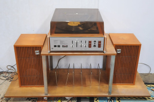 Lot 85 - Vintage 1970s AWA Dimensional Sound B85 Turntable & Pair of AWA Boo Lot 85 - Vintage 1970s AWA Dimensional Sound B85 Turntable & Pair of AWA Boo