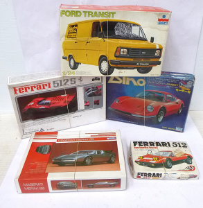 Lot 124 - Group lot - vintage boxed Unmade Plastic Model Kits - Ford Transit Van