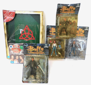 Lot 129 - Group lot - Boxed Vintage TV show toys - 4 x Carded Buffy The Vampire Lot 129 - Group lot - Boxed Vintage TV show toys - 4 x Carded Buffy The Vampire
