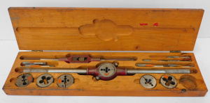 Lot 151 - Vintage Patience & Nicholson Ltd Maryborough Tap & Die Set - O Lot 151 - Vintage Patience & Nicholson Ltd Maryborough Tap & Die Set - O