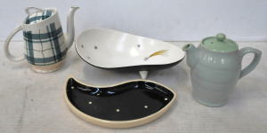 Lot 194 - 4 x Pieces vintage English ceramics incl Three footed kidney bowl sign Lot 194 - 4 x Pieces vintage English ceramics incl Three footed kidney bowl sign