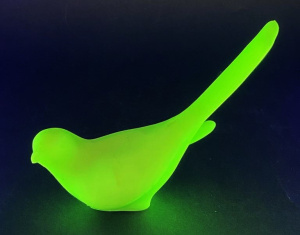 Lot 228 - Vintage Fenton Uranium Satin glass Bird figure 16cm L Lot 228 - Vintage Fenton Uranium Satin glass Bird figure 16cm L