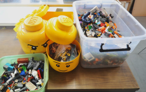 Large Lot of Mixed LEGO incl 2 x Lego Head Carry Cases, Assorted Bricks & Mi