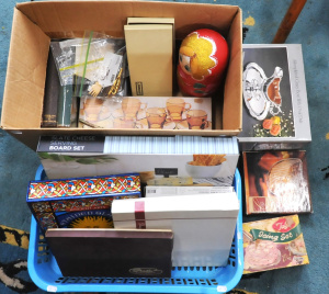 Lot 38 - 2 x Boxes of Vintage Assorted Homewares & Ephemera incl Boxed Place