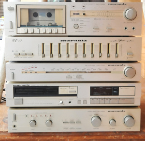Lot 49 - 5 x Pieces of Vintage Marantz Stereo Equipment incl Cassette Deck SD225