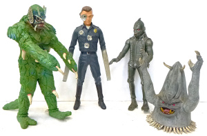 Lot 100 - 4 Vintage Movie Model Kits inc T-1000 by Tsukuda Hobby 30cm H, The She Lot 100 - 4 Vintage Movie Model Kits inc T-1000 by Tsukuda Hobby 30cm H, The She