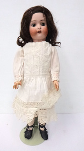 Lot 110 - Early 1900s German Catterfelder Puppenfabrik Bisque Socket Head doll -