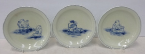 Lot 177 - 3 x vintage Japanese Porcelain Plates - Blue & White Hand painted
