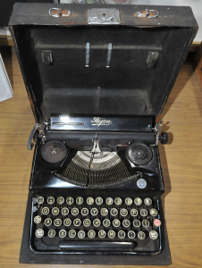 Lot 26 - Vintage Cased Portable Bijou Typewriter - Made in Germany