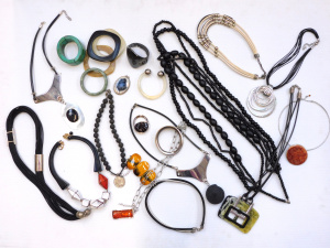 Lot 77 - Group lot Modernist costume Jewellery - Chunky necklaces, bangles etc