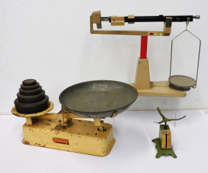 Lot 95 - 3 x Vintage Scales inc Ohaus Triple Beam Scale, Fairway - Melbourne Sca