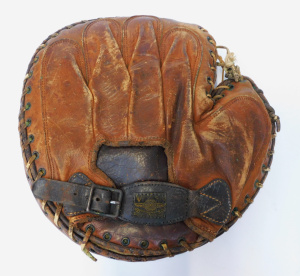Lot 112 - c1940-50s Leather Baseball Catchers Mitt - lovely patina