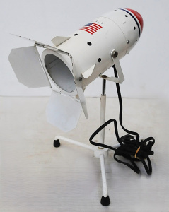 Lot 120 - Tin USA Space Rocket Style Lamp w Adjustable Dimmers - Made in Japan