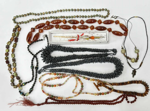 Lot 154 - Grp - Murano glass dip pen with box & costume jewellery necklaces