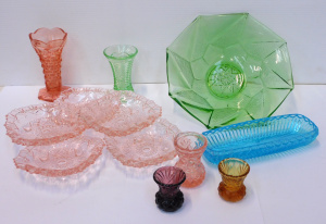 Lot 183 - Group lot Vintage coloured Depression Glass incl Art Deco green bowl,