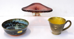 Lot 186 - 3 pces inc Signed Australian Pottery Mary Elliott Bowl 15cm D, Isobel