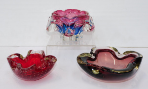 Lot 189 - 3 pces Mid Century Art Glass Ashtrays inc Czech Josef Hospodka Pink, B