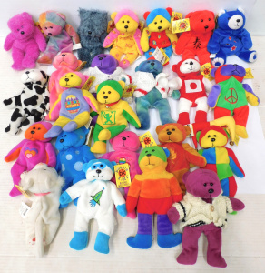 Lot 69 - Group lot late 1990s Soft Toy Bennie Kids - Most with labels inc Scruff