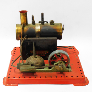 Lot 137 - Vintage Mamod scale model Live Steam Engine - mounted on baseplate w W