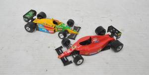 Lot 155 - 2 x vintage Burago 1 24 scale diecast & plastic F1 Racing Cars - I