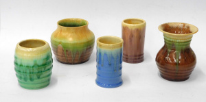 Lot 206 - 5 pces Vintage Remued Australian Pottery small Vases - various drip gl